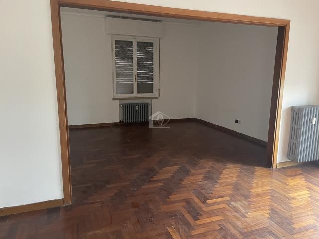 4-room flat in {3}, - Photo 1