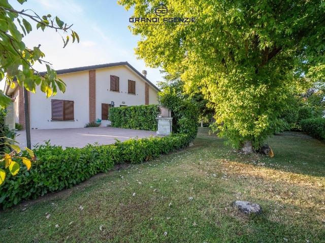 Mansion in {3}, Strada Viazza di Martorano - Photo 1