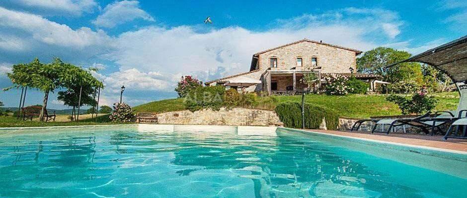 Villa in vendita a Montegabbione