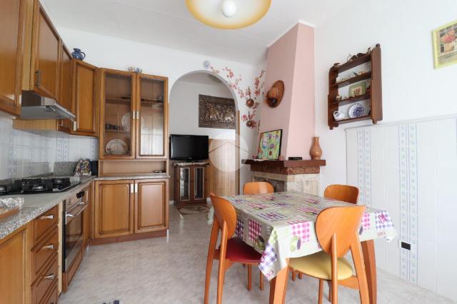 4-room flat in Via Michelangelo Buonarroti 6, Silvi - Photo 1