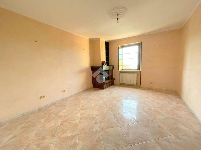 4-room flat in Viale Roma 116, Velletri - Photo 1