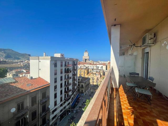 Penthouse in Piazza Vittorio Emanuele Orlando, Palermo - Photo 1