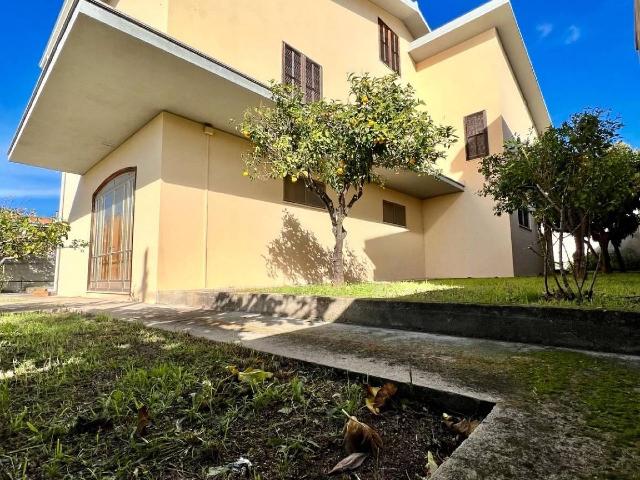 Villa in Via Sassari 30, Dolianova - Foto 1