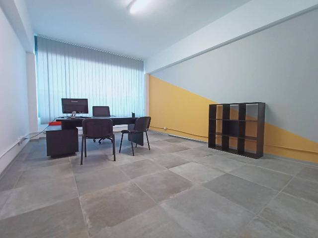 Shared office in {3}, Via Lombardore 301 - Photo 1