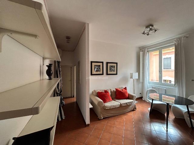 2-room flat in {3}, Calle di Luca - Photo 1