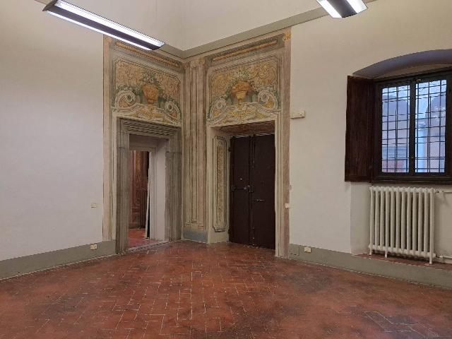 Shared office in {3}, Piazza della Santissima Annunziata - Photo 1