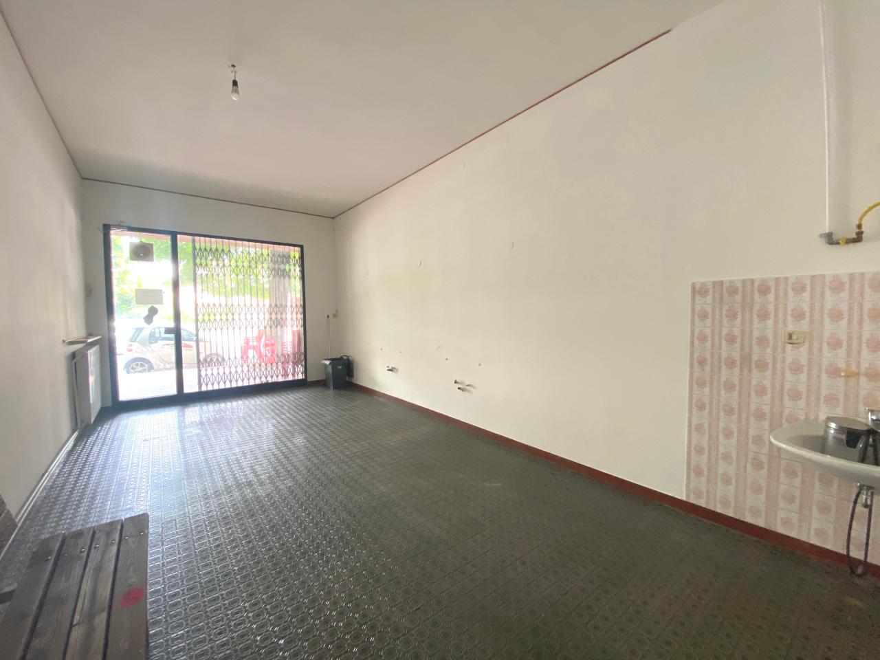 Negozio in Via Giovanni XXIII 36, Alseno, {3} - Foto 2