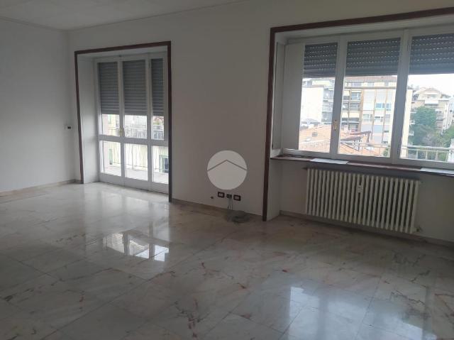 Office in Via Masone, Bergamo - Photo 1