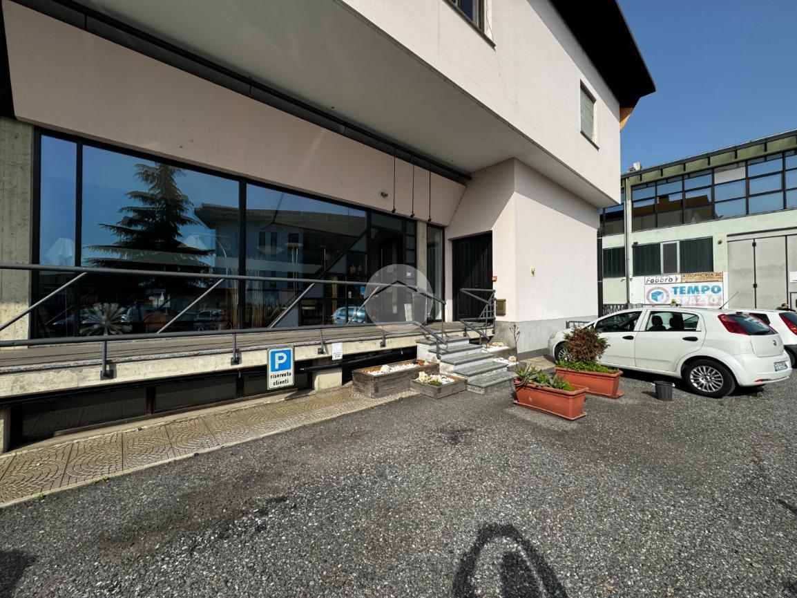 Capannone in Via Glera 20, Villa Di Serio, {3} - Foto 1
