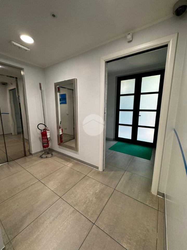 Ufficio in Via S. Giorgio, Bergamo, {3} - Foto 2
