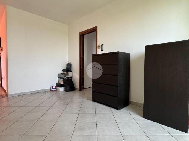 2-room flat, Curtatone - Photo 1