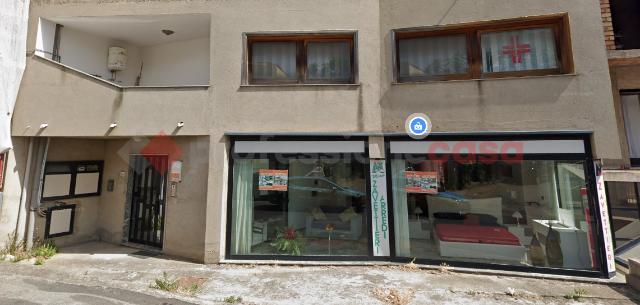 Shop in {3}, Via Reggio Campi 10 - Photo 1