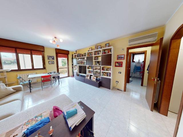 3-room flat in Via delle Betulle 2, Locate di Triulzi - Photo 1