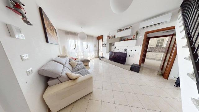 3-room flat in Via Achille Grandi 32, Vimodrone - Photo 1