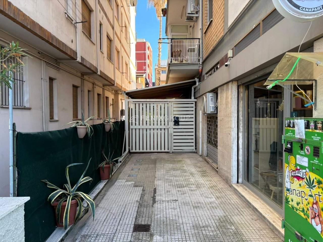 Palazzina commerciale in Via Montello 90, San Benedetto Del Tronto, {3} - Foto 2