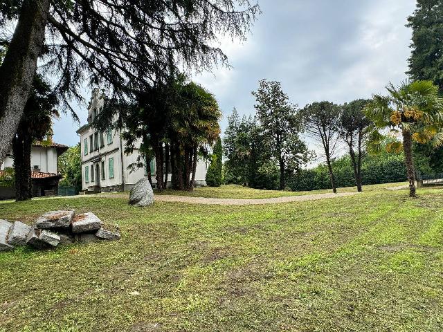 Villa in Via Liveria, Montano Lucino - Foto 1