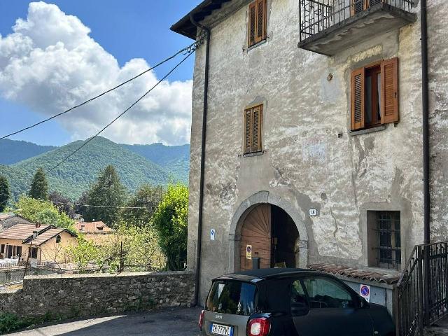 2-room flat in Via Parrocchiale 12, Alta Valle Intelvi - Photo 1