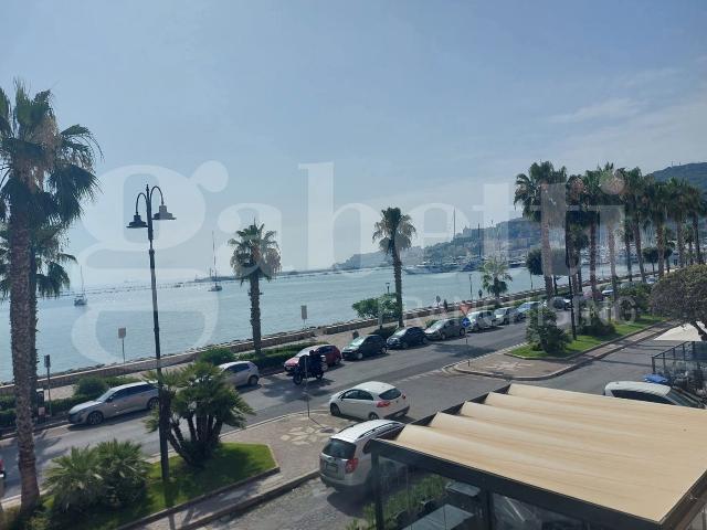 4-room flat in Lungomare  G Caboto Vico 20 1, Gaeta - Photo 1