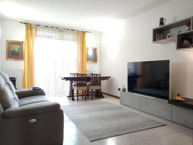 3-room flat in Via Piave 12, Cavenago di Brianza - Photo 1