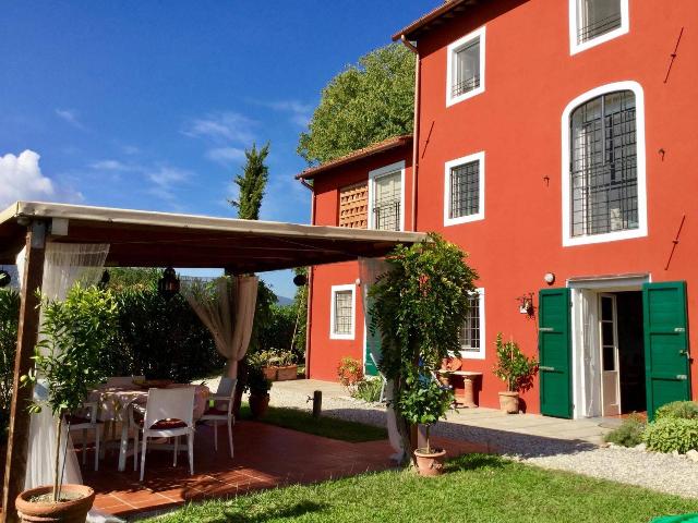 Country house or cottage in Via dell'Isola di Castelvecchio di Compito, Capannori - Photo 1