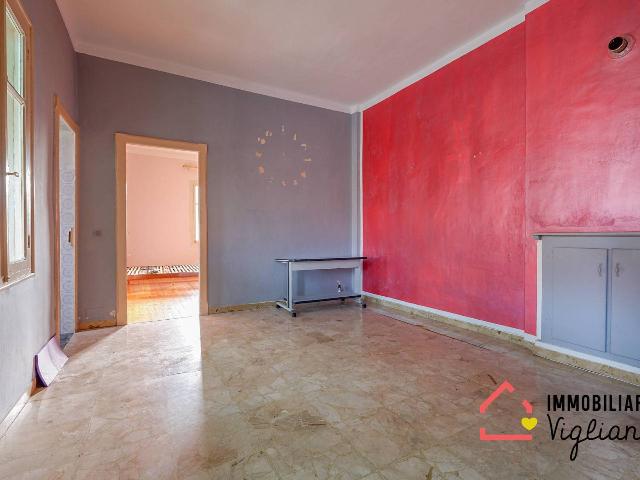 4-room flat in Via Melchiorre Comotto 29, Vigliano Biellese - Photo 1