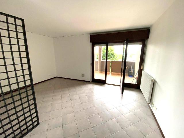 One-room flat in Via Filippo Brunelleschi 66, Trezzano sul Naviglio - Photo 1