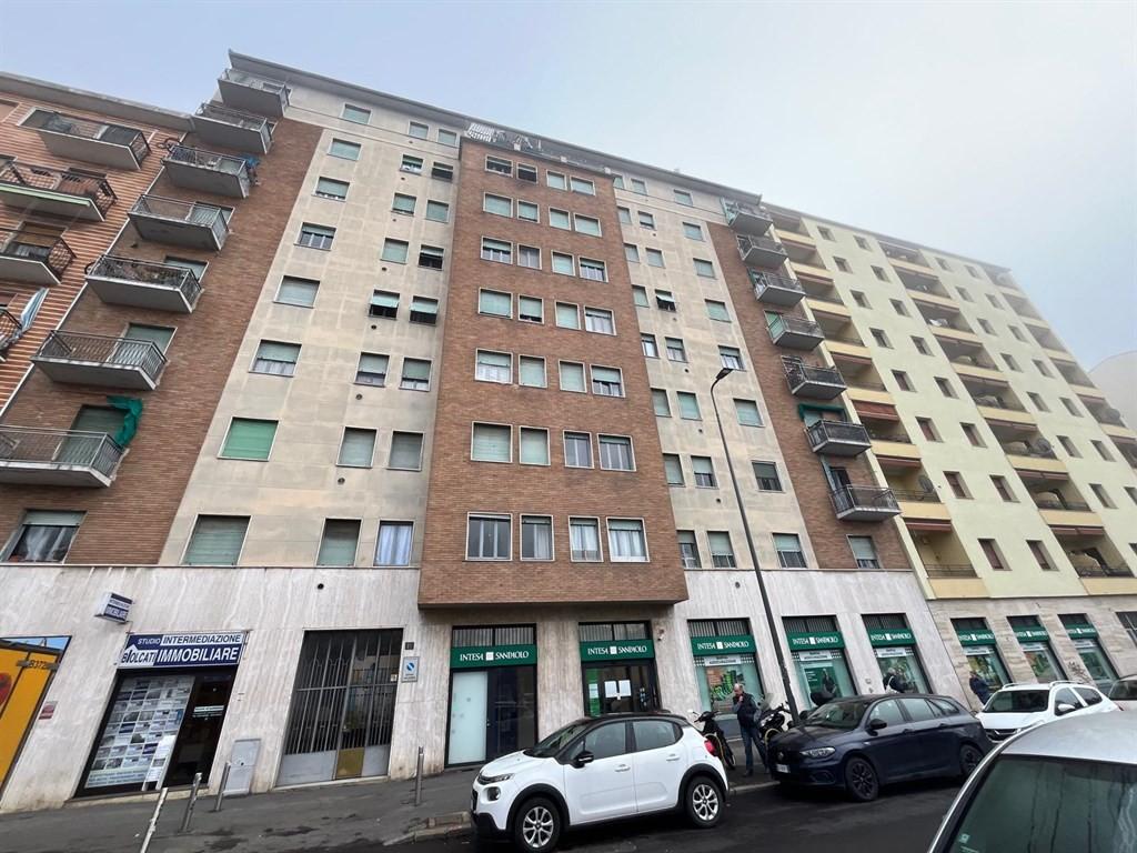 Negozio in Largo dei Gelsomini 12, Milano, {3} - Foto 2