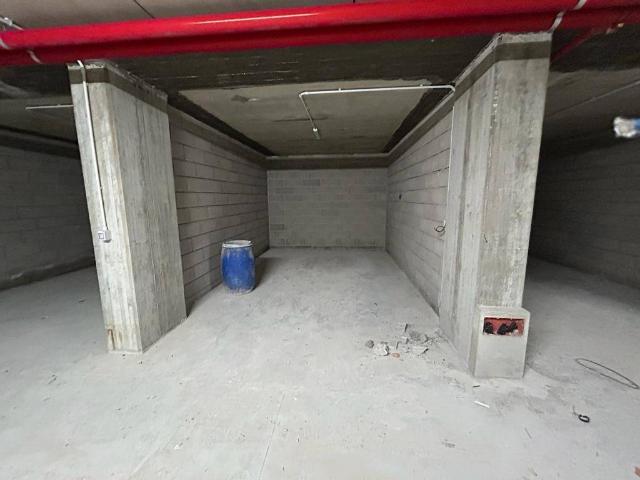 Garage or car box in {3}, - Photo 1