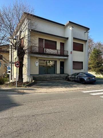 Palazzina commerciale in Via Giuseppe Parini 6, Briosco - Foto 1