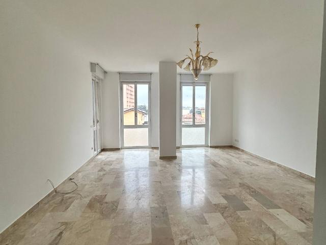 3-room flat in Via Augusto Mariani 19, Seregno - Photo 1