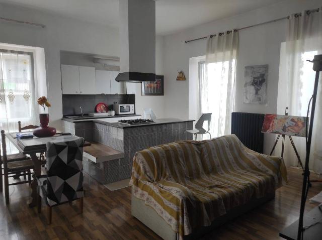 4-room flat in Viale Alfonso Bartoli, Ferentino - Photo 1