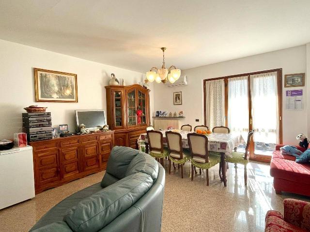 4-room flat in Via Roma, Fiorano al Serio - Photo 1