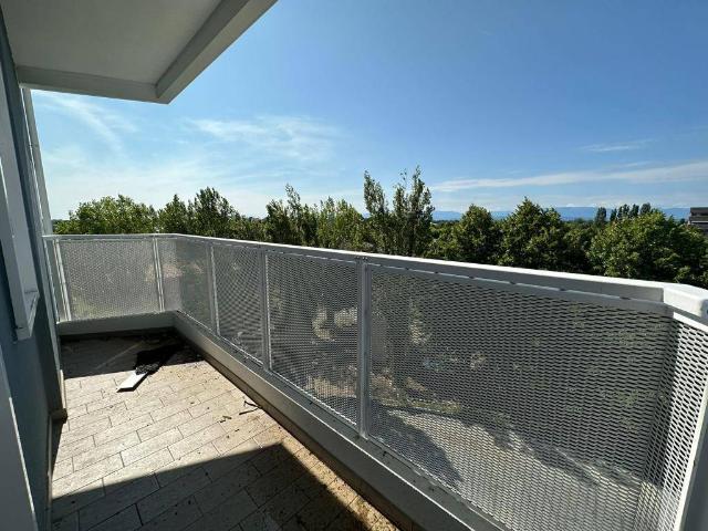 4-room flat in Via Amalfi, Treviso - Photo 1