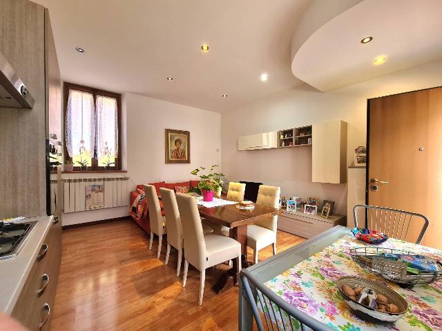 2-room flat in Via 25 Aprile 1, Cerro Maggiore - Photo 1