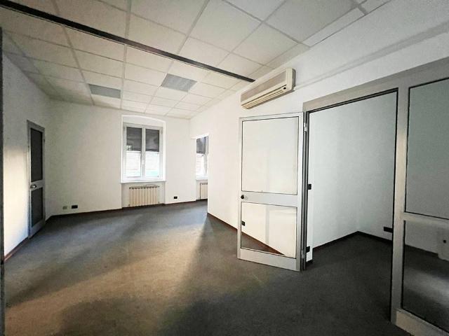 Gemeinschaftsbüro in {3}, Viale Cembrano - Foto 1