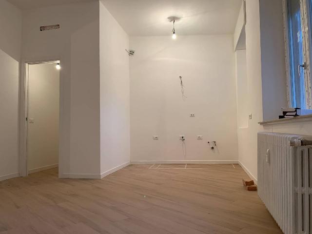 2-room flat in Piazza Carlo d'Arco 3, Mantova - Photo 1