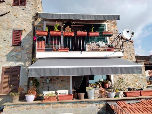 Country house or cottage in Via Pancaldo, Cipressa - Photo 1