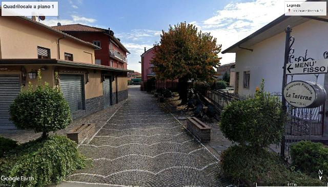 Vierzimmerwohnung in Via Zaverio Roncalli 18, Sotto il Monte Giovanni XXIII - Foto 1