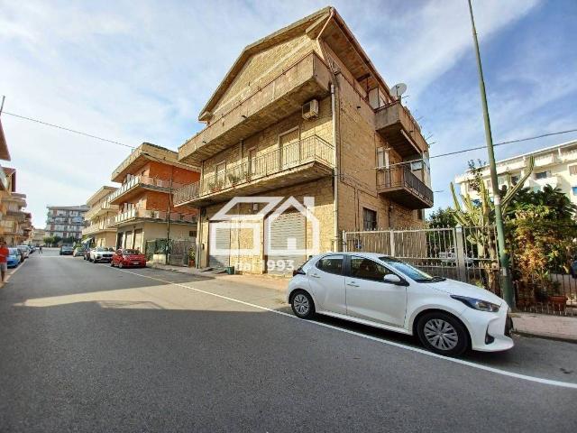 4-room flat, Bellizzi - Photo 1