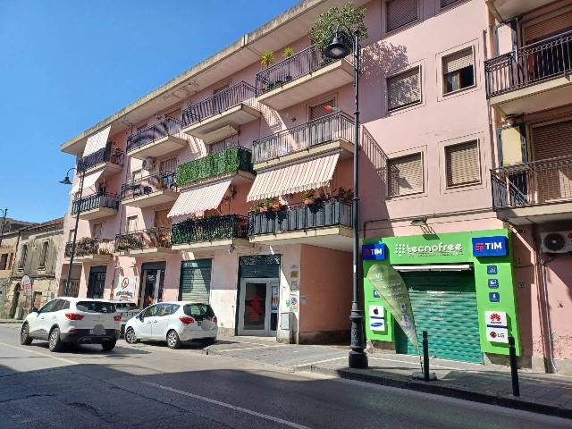 Geschäft in Corso Italia 35, Pontecagnano Faiano - Foto 1