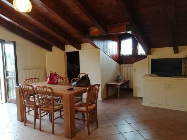 3-room flat in Via Roma, Castelnovo ne' Monti - Photo 1