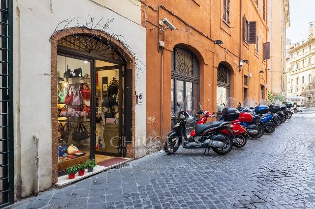 Shop in Via del Governo Vecchio, Roma - Photo 1