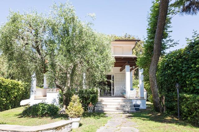 Villa in Viale Nettuno, Fiumicino - Foto 1