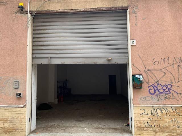 Magazzino in Via Cardinale Fossati 7, Sassari, {3} - Foto 1