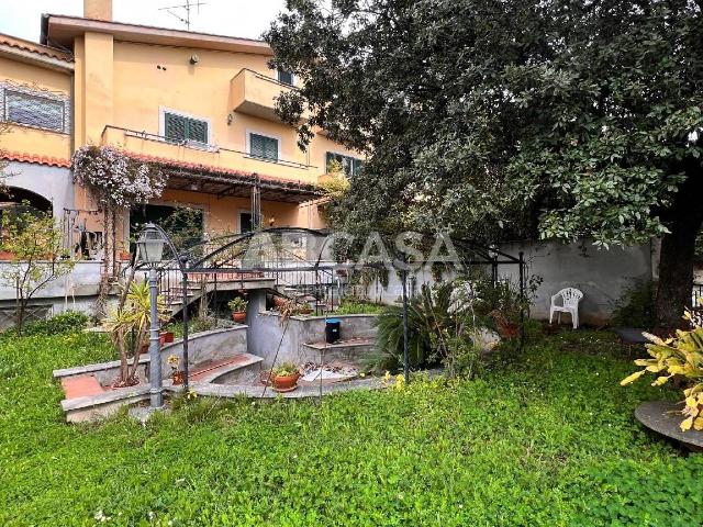 Mansion in {3}, Viale Salvo d'Acquisto - Photo 1