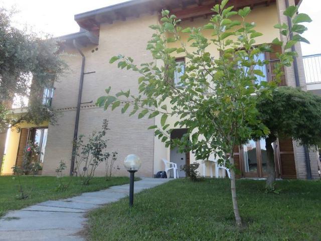 Mansion, Erba - Photo 1