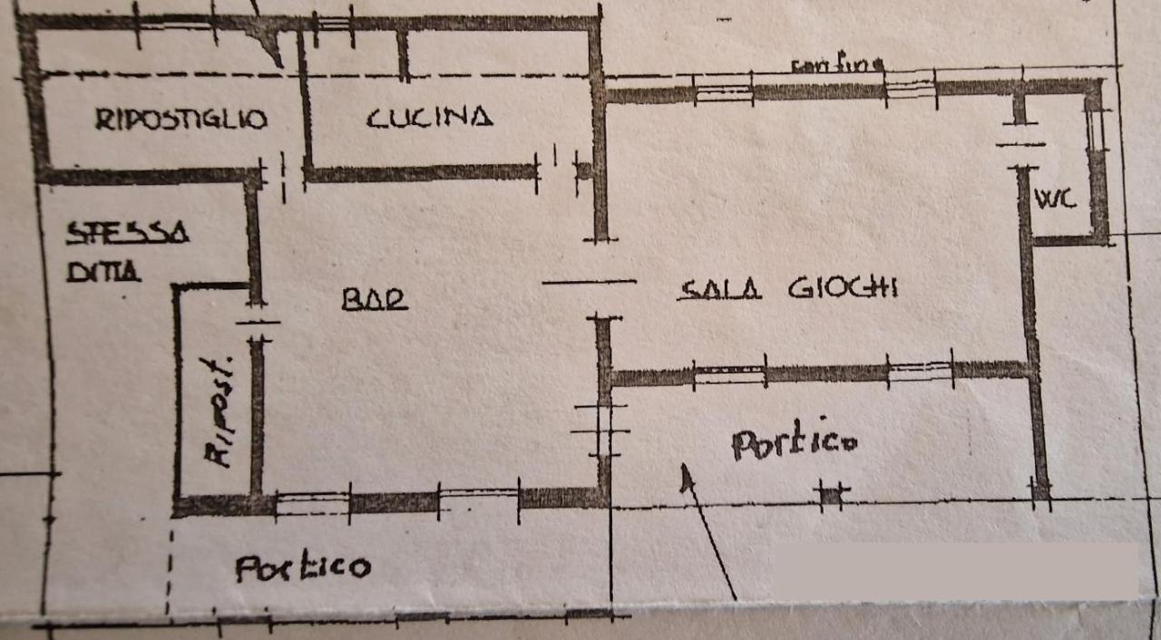 Locale commerciale in , Correzzola, {3} - Planimetria 1
