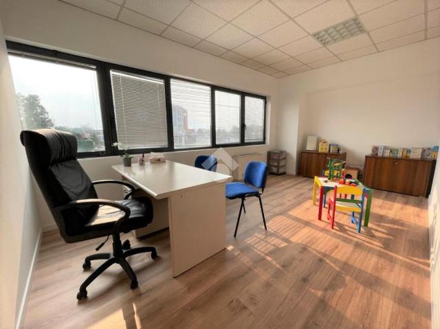 Office in {3}, Via Giacomelli 2 - Photo 1