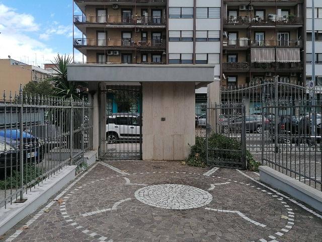 Quadrilocale in {3}, Viale Candelaro 29 - Foto 1