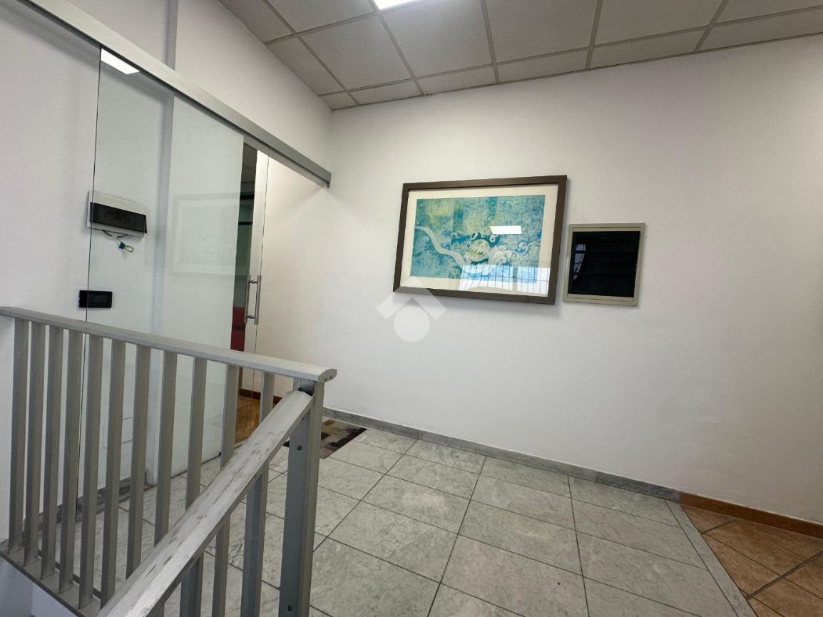 Ufficio in Viale Leonardo da Vinci 164, Trezzano Sul Naviglio, {3} - Foto 2